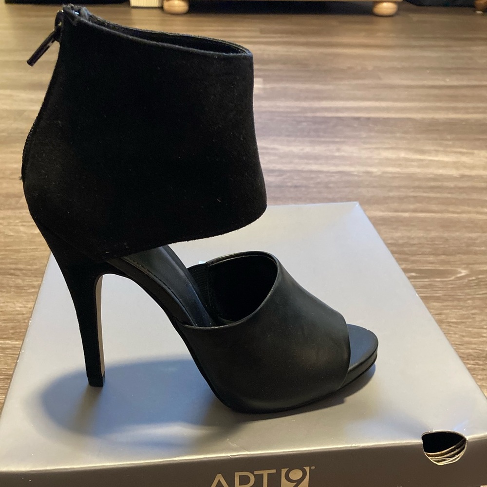 Apt 9 Black high heels